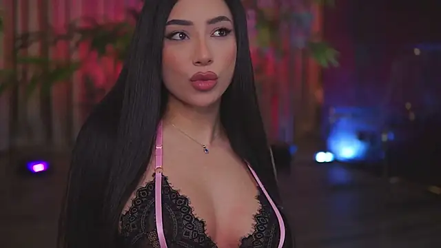 Snapshot of GinaValentinna chatting on January 2026 07:38:01 PM GinaValentinna online show from January 2026 07:38:01 PM