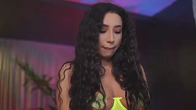 Snapshot of GinaValentinna chatting on January 2026 07:52:02 PM GinaValentinna online show from January 2026 07:52:02 PM