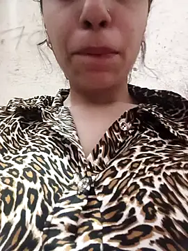 InLero online show from February 2025 03:07:01 AM