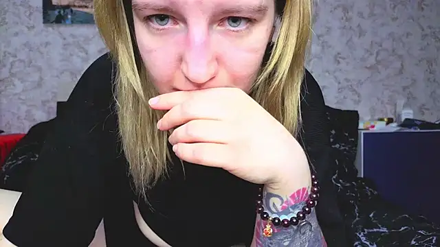 Snapshot of Baiambel_Mi chatting on November 2025 03:34:01 PM Baiambel Mi online show from November 2025 03:34:01 PM