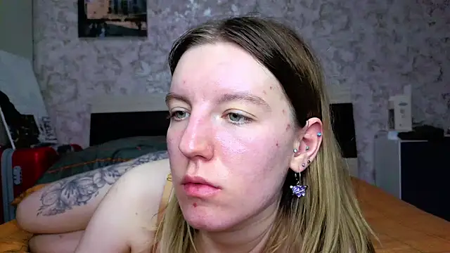 Snapshot of Baiambel_Mi chatting on March 2026 03:47:01 PM Baiambel Mi online show from March 2026 03:47:01 PM