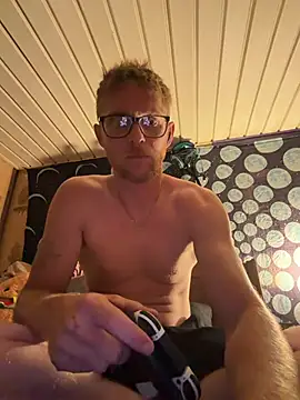 Snapshot of luv2cum7491 chatting on July 2026 01:41:02 AM luv2cum7491 online show from July 2026 01:41:02 AM