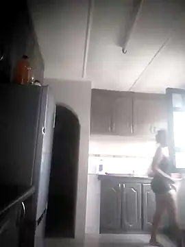 Feathergal69  online show from December 2024 02:53:01 PM