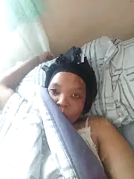 Feathergal69  online show from October 2025 08:35:01 AM