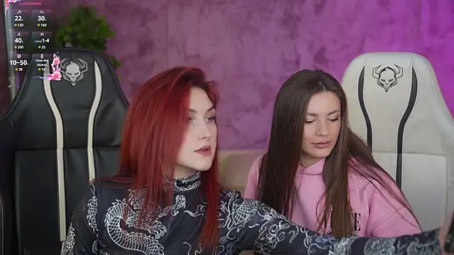 Julia  Star  online show from January 2025 07:18:02 PM