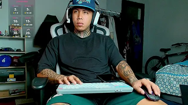 Nickhot0609 online show from October 2025 04:27:02 PM