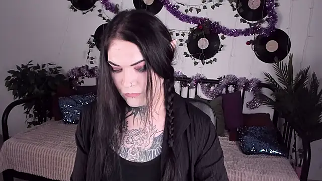 EvanEdie online show from December 2024 01:22:02 PM