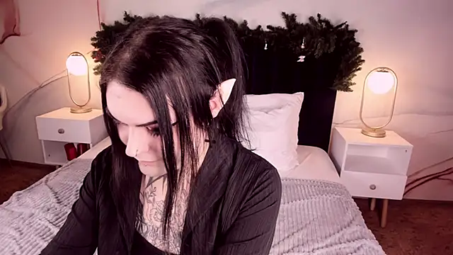 EvanEdie online show from December 2024 04:42:01 PM