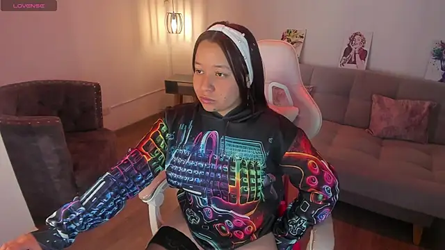 Jhiinny Brownn online show from September 2025 03:05:01 AM