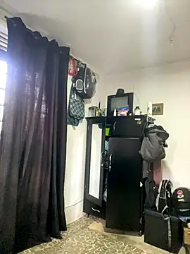 Jestebanano online show from December 2025 01:18:02 PM