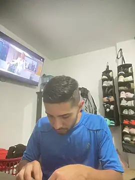 Jestebanano online show from April 2026 11:25:01 PM