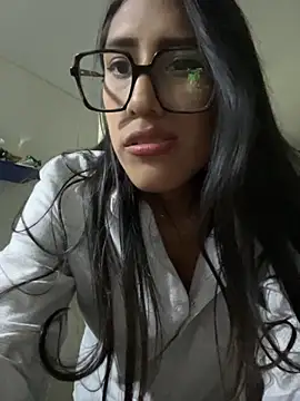 Snapshot of AleFantasy0001 chatting on November 2025 03:29:02 AM AleFantasy0001 online show from November 2025 03:29:02 AM