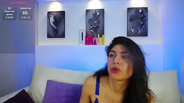 Melodi Roux online show from September 2025 01:13:01 PM