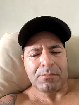 Marciogrei online show from March 2026 06:26:01 PM