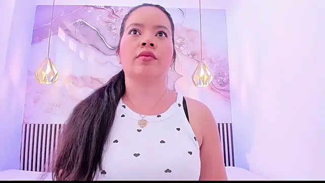 Snapshot of EvelynSweet1 chatting on September 2025 07:27:02 PM EvelynSweet1 online show from September 2025 07:27:02 PM