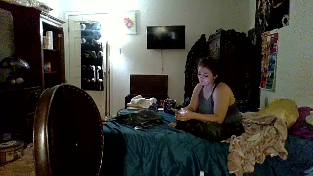 sophiarica online show from April 2026 06:25:01 AM