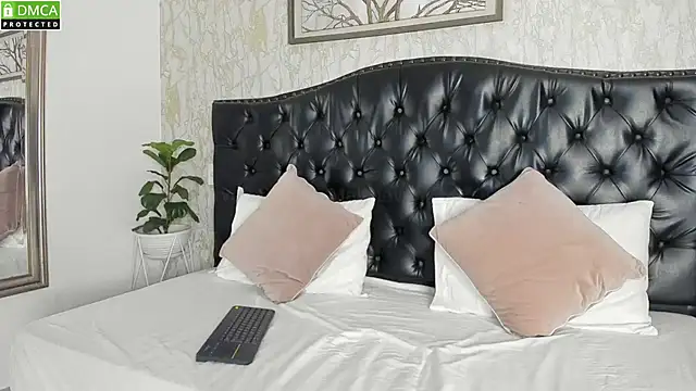 Snapshot of MattDevon chatting on February 2025 07:41:02 PM MattDevon online show from February 2025 07:41:02 PM