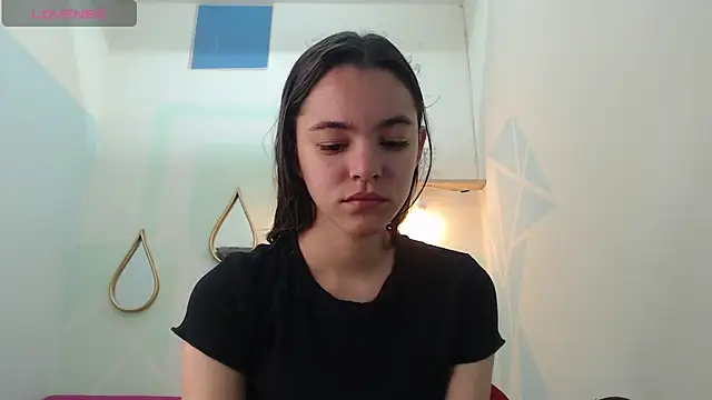 Mia-kalinfa online show from February 2025 12:11:02 PM