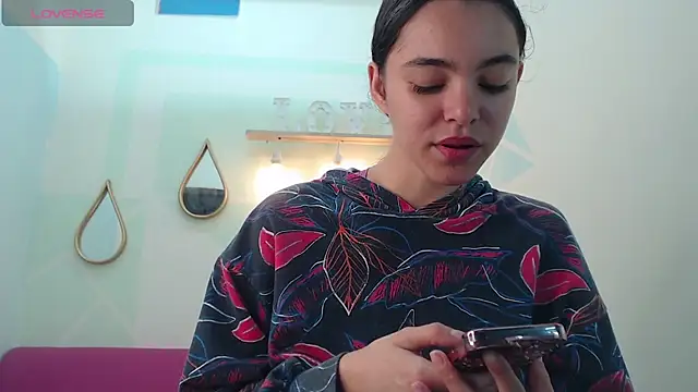 Mia-kalinfa online show from February 2025 12:55:02 PM