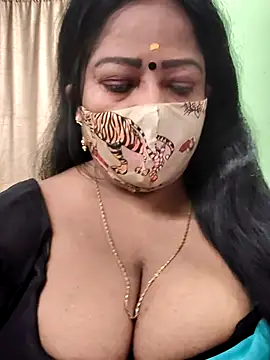 maniisha online show from October 2025 07:05:01 PM