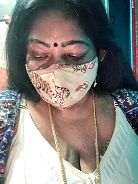 maniisha online show from April 2026 05:19:02 PM