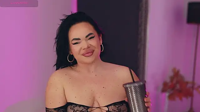 Snapshot of MissLilaa chatting on November 2025 04:23:01 PM MissLilaa online show from November 2025 04:23:01 PM