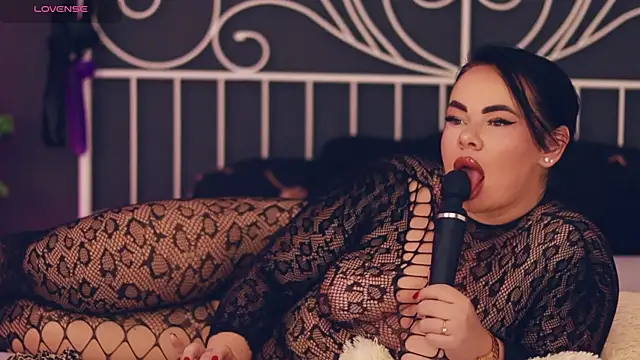 Snapshot of MissLilaa chatting on November 2025 04:27:01 PM MissLilaa online show from November 2025 04:27:01 PM