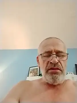 Snapshot of geilerschwanz64 chatting on November 2025 05:02:01 PM geilerschwanz64 online show from November 2025 05:02:01 PM