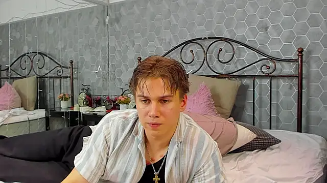 Marcus Swampov online show from December 2024 05:05:02 AM