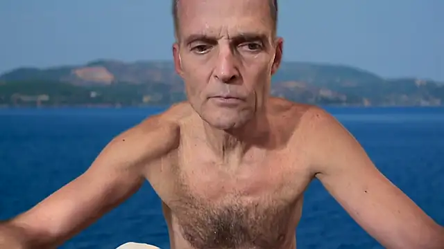 Snapshot of TowaFreespirit chatting on December 2024 08:16:02 PM TowaFreespirit online show from December 2024 08:16:02 PM