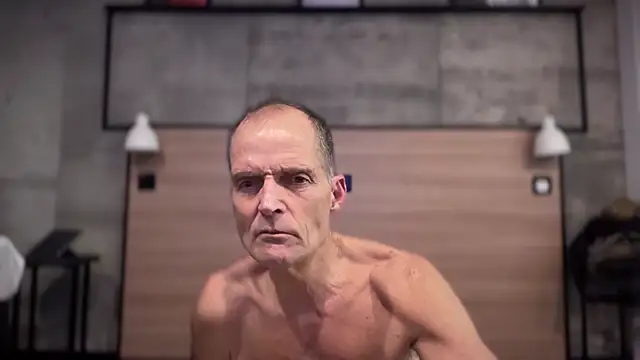 Snapshot of TowaFreespirit chatting on December 2024 09:00:02 PM TowaFreespirit online show from December 2024 09:00:02 PM