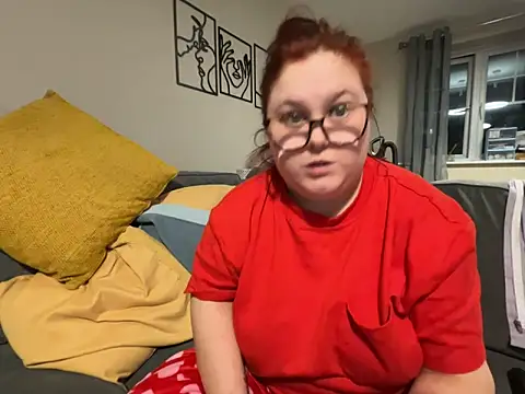 Snapshot of Tallulah-mae-xoxox chatting on January 2025 09:05:02 PM Tallulah-mae-xoxox online show from January 2025 09:05:02 PM