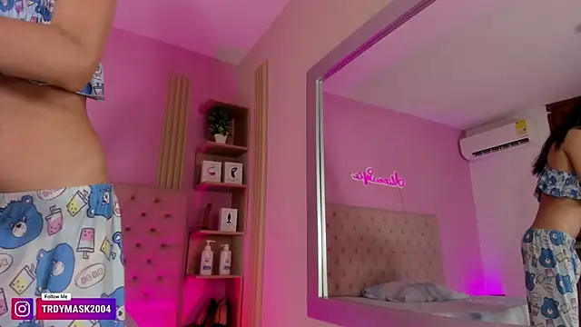 Snapshot of alice_sofia chatting on July 2026 12:56:01 PM alice sofia online show from July 2026 12:56:01 PM
