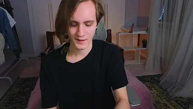 Snapshot of nikompell chatting on February 2025 03:12:01 AM nikompell online show from February 2025 03:12:01 AM