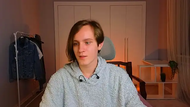 nikompell online show from March 2025 07:25:01 PM