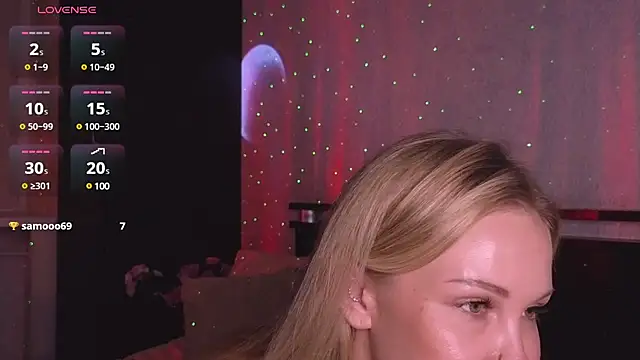 Snapshot of Erotic_Ann chatting on March 2025 03:20:01 PM Erotic Ann online show from March 2025 03:20:01 PM