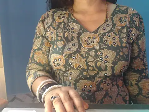 Snapshot of Jannat_ji chatting on June 2026 12:43:01 PM Jannat ji online show from June 2026 12:43:01 PM