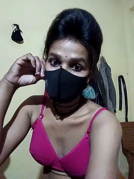 Snapshot of Hoty_girl_143 chatting on February 2025 09:43:01 AM Hoty girl 143 online show from February 2025 09:43:01 AM