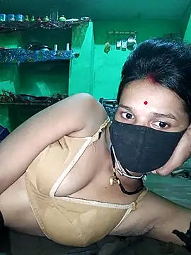 Snapshot of Hoty_girl_143 chatting on September 2025 06:25:02 AM Hoty girl 143 online show from September 2025 06:25:02 AM