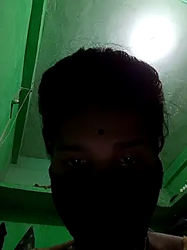 Snapshot of Hoty_girl_143 chatting on September 2025 06:02:02 PM Hoty girl 143 online show from September 2025 06:02:02 PM