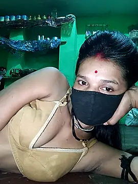 Snapshot of Hoty_girl_143 chatting on October 2025 04:47:02 PM Hoty girl 143 online show from October 2025 04:47:02 PM