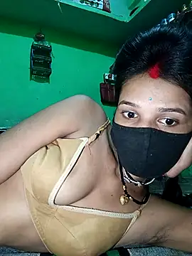 Snapshot of Hoty_girl_143 chatting on October 2025 05:52:01 AM Hoty girl 143 online show from October 2025 05:52:01 AM