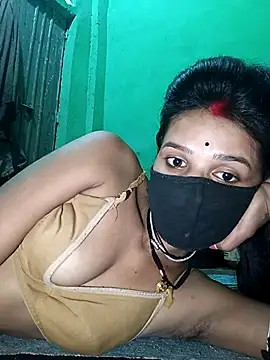 Snapshot of Hoty_girl_143 chatting on October 2025 03:35:02 PM Hoty girl 143 online show from October 2025 03:35:02 PM