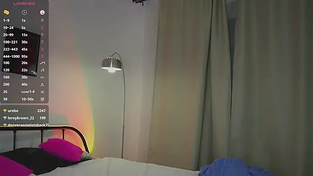 EvaLung777 online show from December 2024 01:54:02 PM