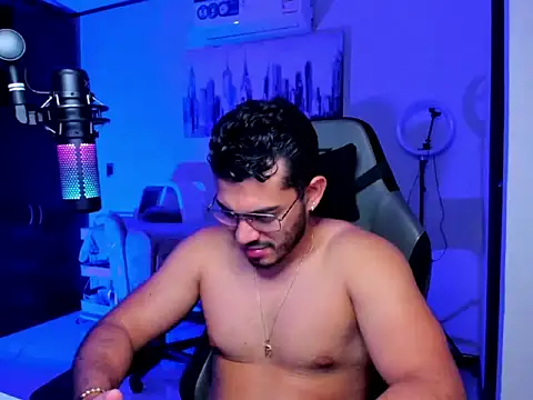 BrunoD31 online show from October 2025 04:29:02 AM