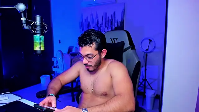 BrunoD31 online show from November 2025 07:19:02 AM