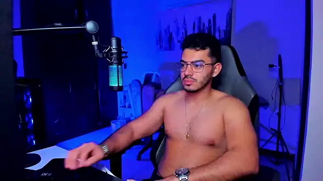 BrunoD31 online show from December 2025 12:32:01 PM