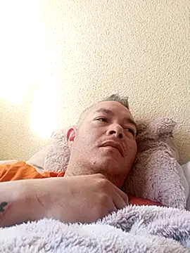 Snapshot of xxxx198756 chatting on January 2025 10:20:02 AM xxxx198756 online show from January 2025 10:20:02 AM