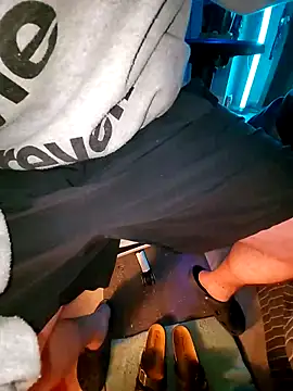 Snapshot of One_Dave_darbi96 chatting on December 2025 05:29:01 PM One Dave darbi96 online show from December 2025 05:29:01 PM