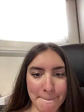 imlindapink online show from March 2025 08:35:02 PM